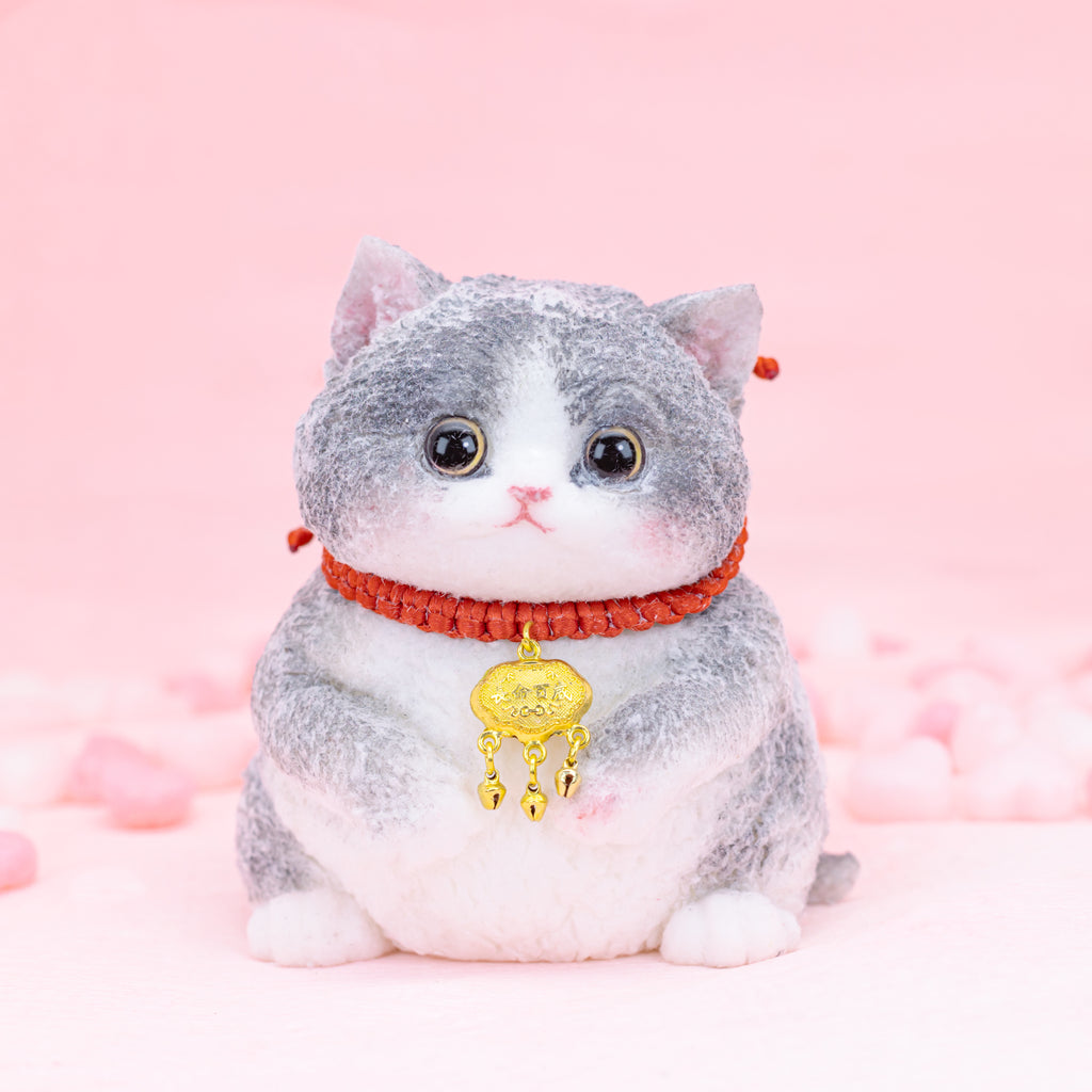 Blue and White British Shorthair Squishy Toy